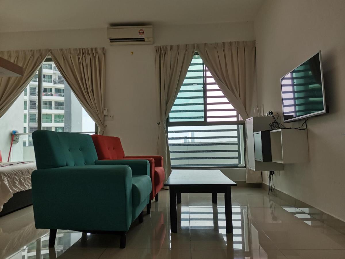 Studio Apartment Cyberjaya Near Bus Terminal Экстерьер фото