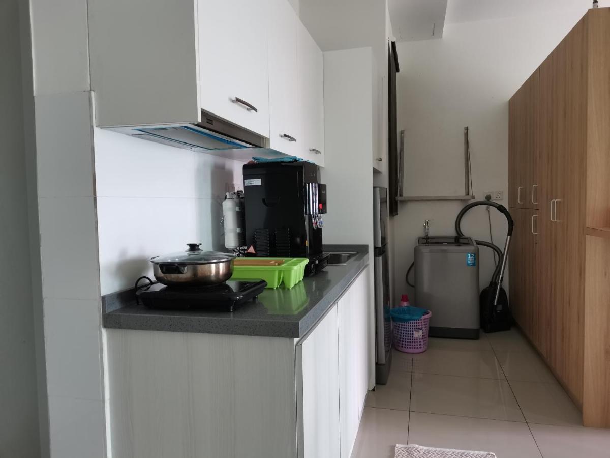 Studio Apartment Cyberjaya Near Bus Terminal Экстерьер фото