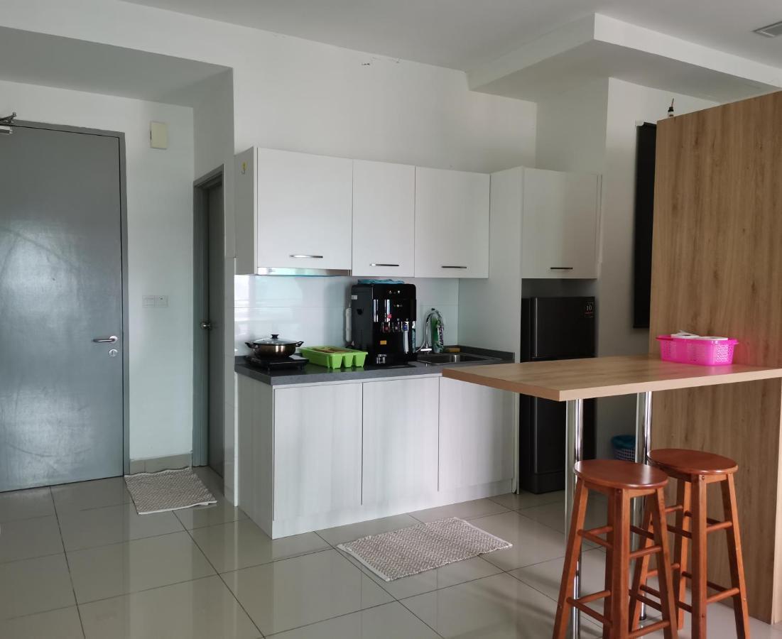 Studio Apartment Cyberjaya Near Bus Terminal Экстерьер фото